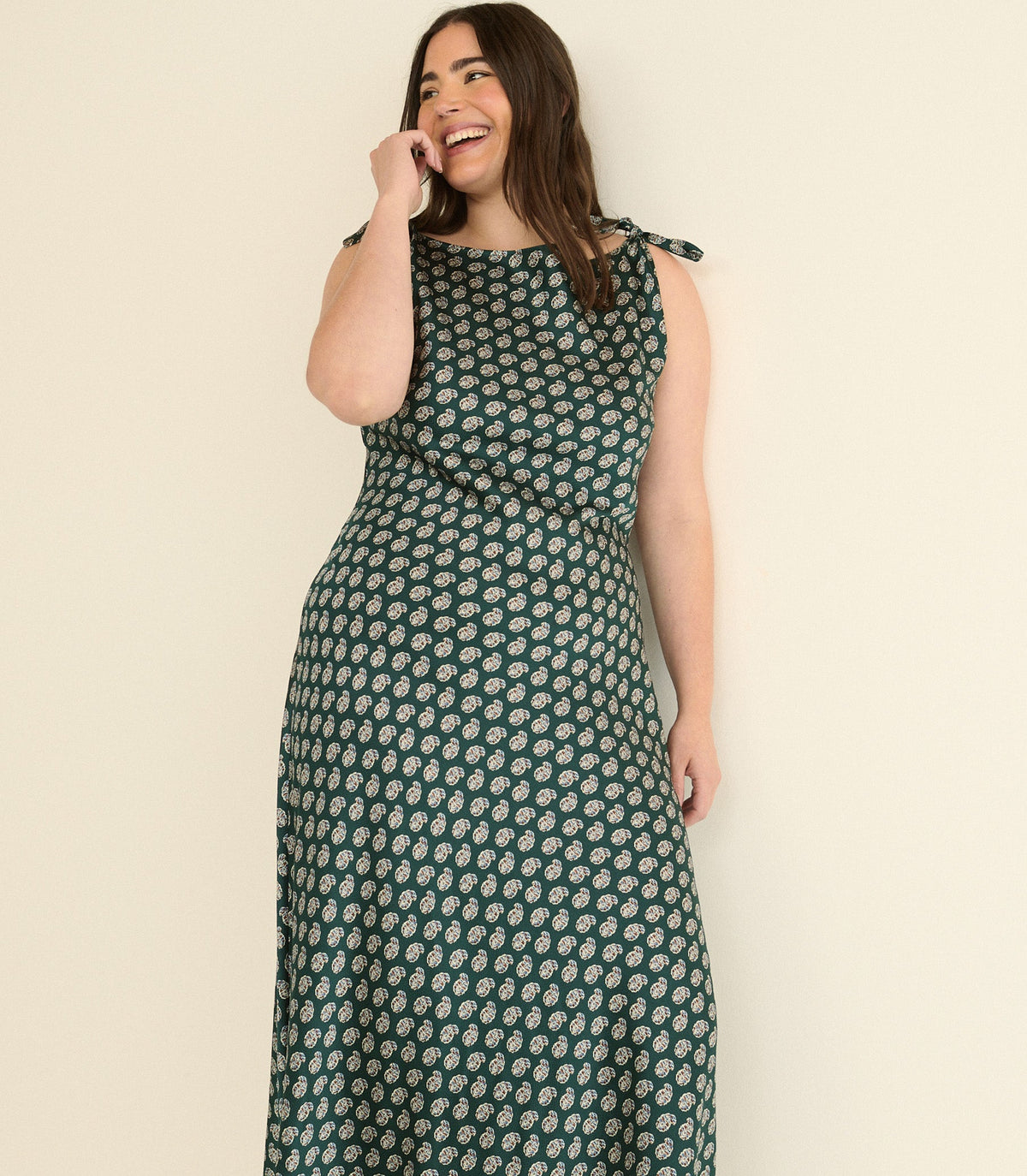 Mariselle Dress in Chaumont Paisley - view 10