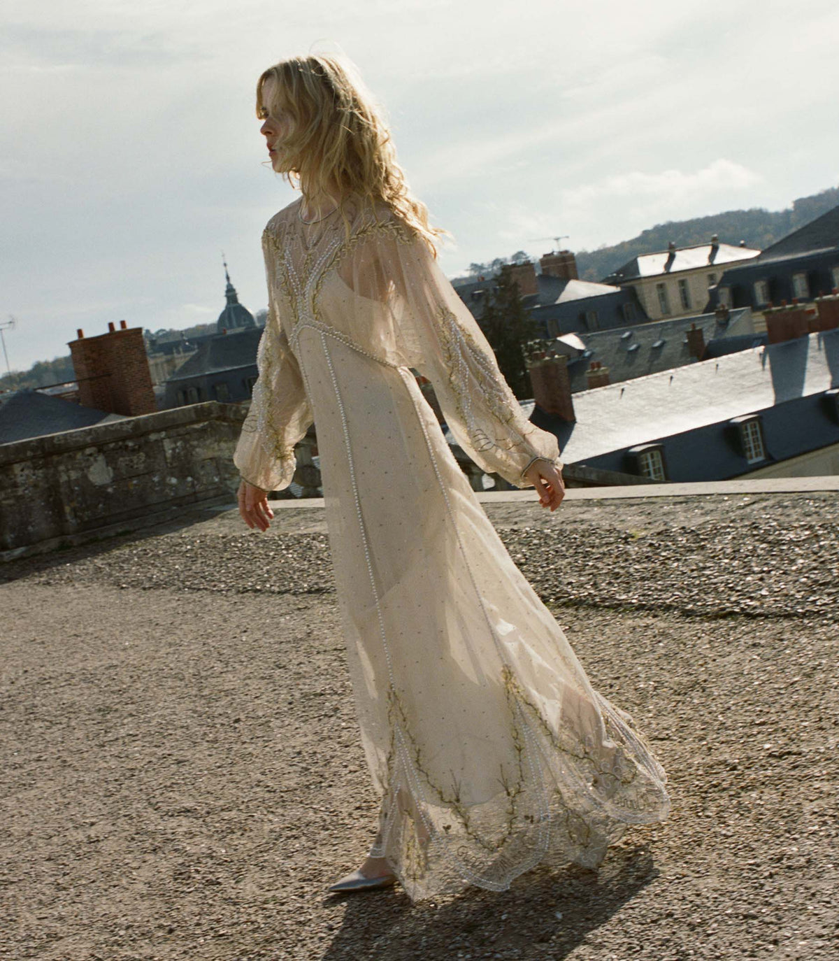 Oliana Anniversary Dress in Jardin D'amboise - view 3