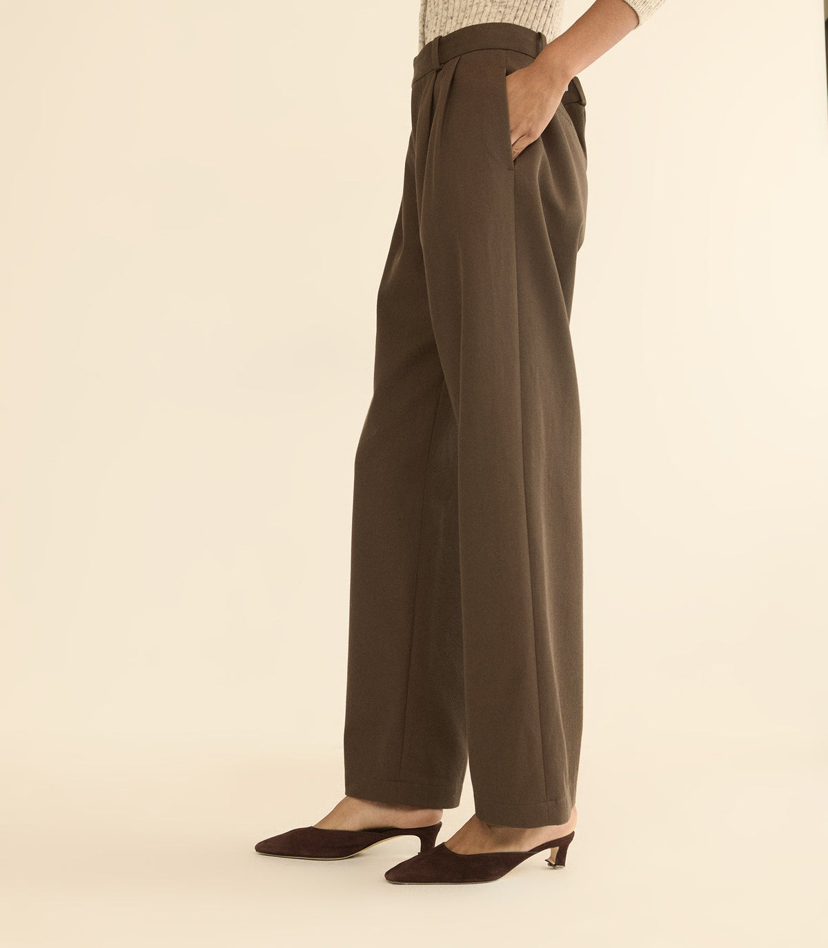 Sheridan Pant in Oakwood - view 2